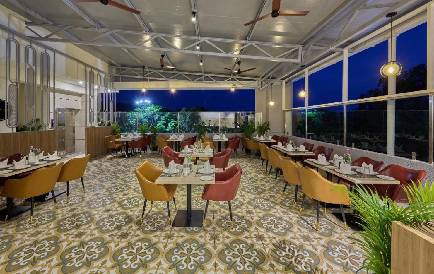 Grand Continent Mysore A Sarovar Portico Affiliate Hotel Exterior photo
