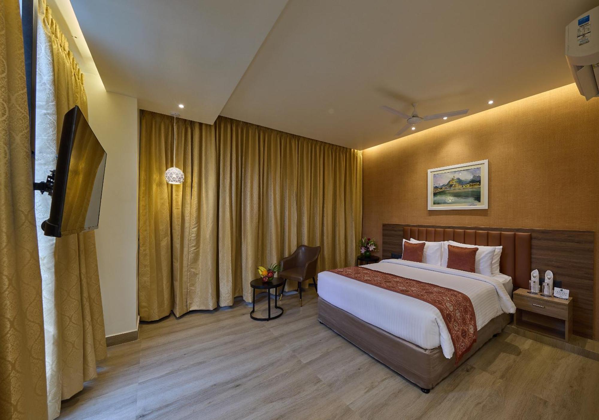 Grand Continent Mysore A Sarovar Portico Affiliate Hotel Exterior photo