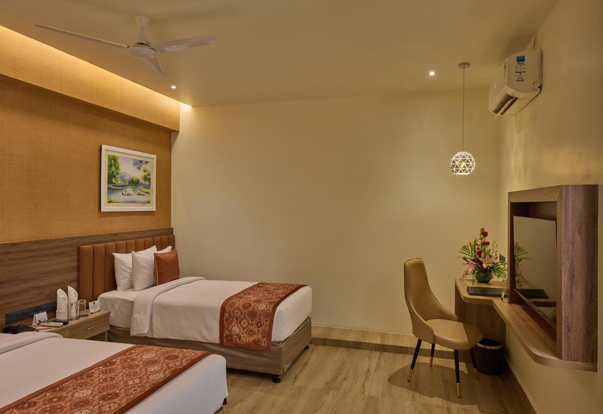 Grand Continent Mysore A Sarovar Portico Affiliate Hotel Exterior photo